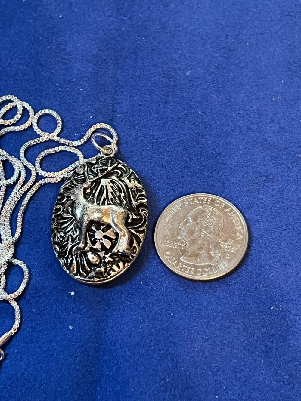 Vintage Silver-Tone Deer Locket Necklace (493)